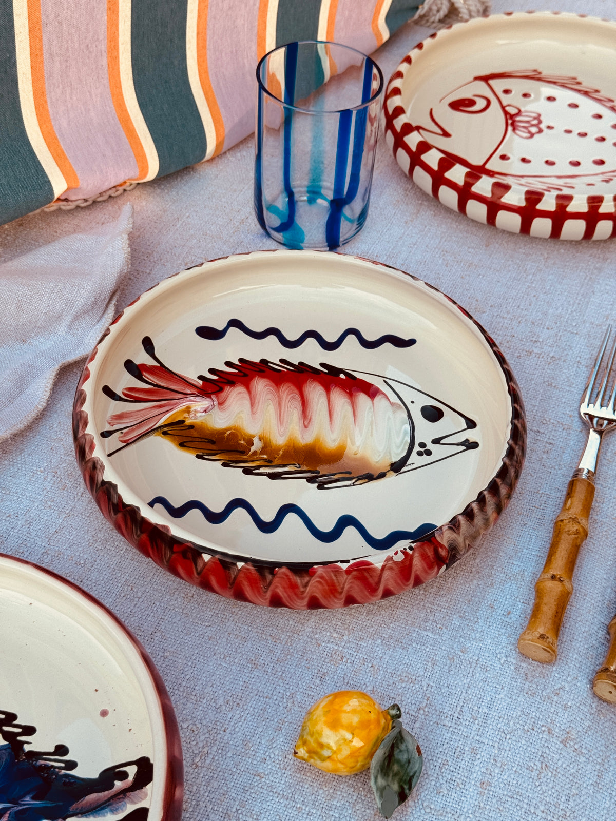 Unikat Italienischer Pastateller 25cm "Crazy Fish" – Handgemacht in Apulien