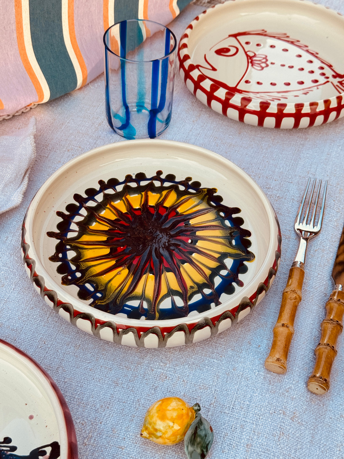 Italian Ceramic Pasta Plate 25cm | Handbemaltes Psychodelic Design UNIKAT