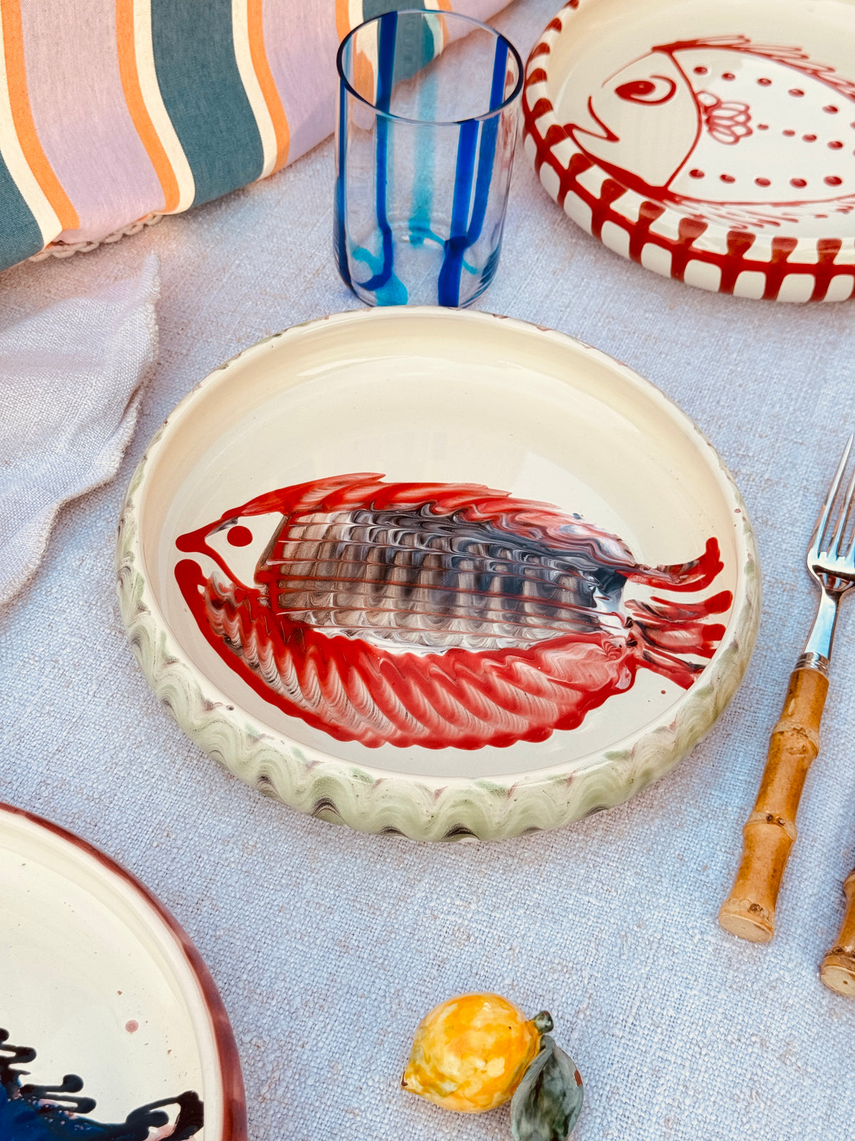 Unikat Italienischer Pastateller 25cm "Crazy Fish" – Handgemacht in Apulien