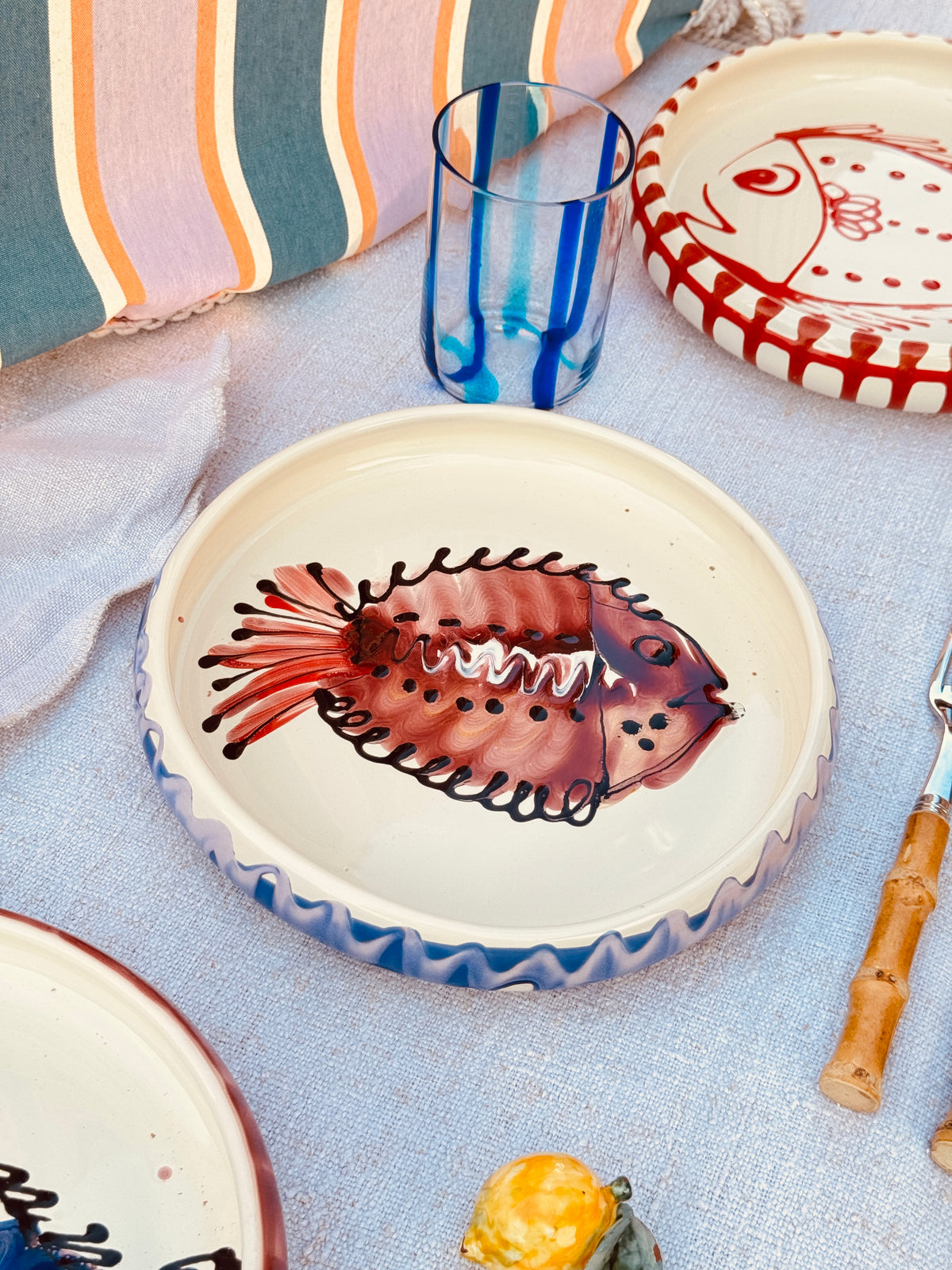 Unikat Italienischer Pastateller 25cm "Crazy Fish" – Handgemacht in Apulien