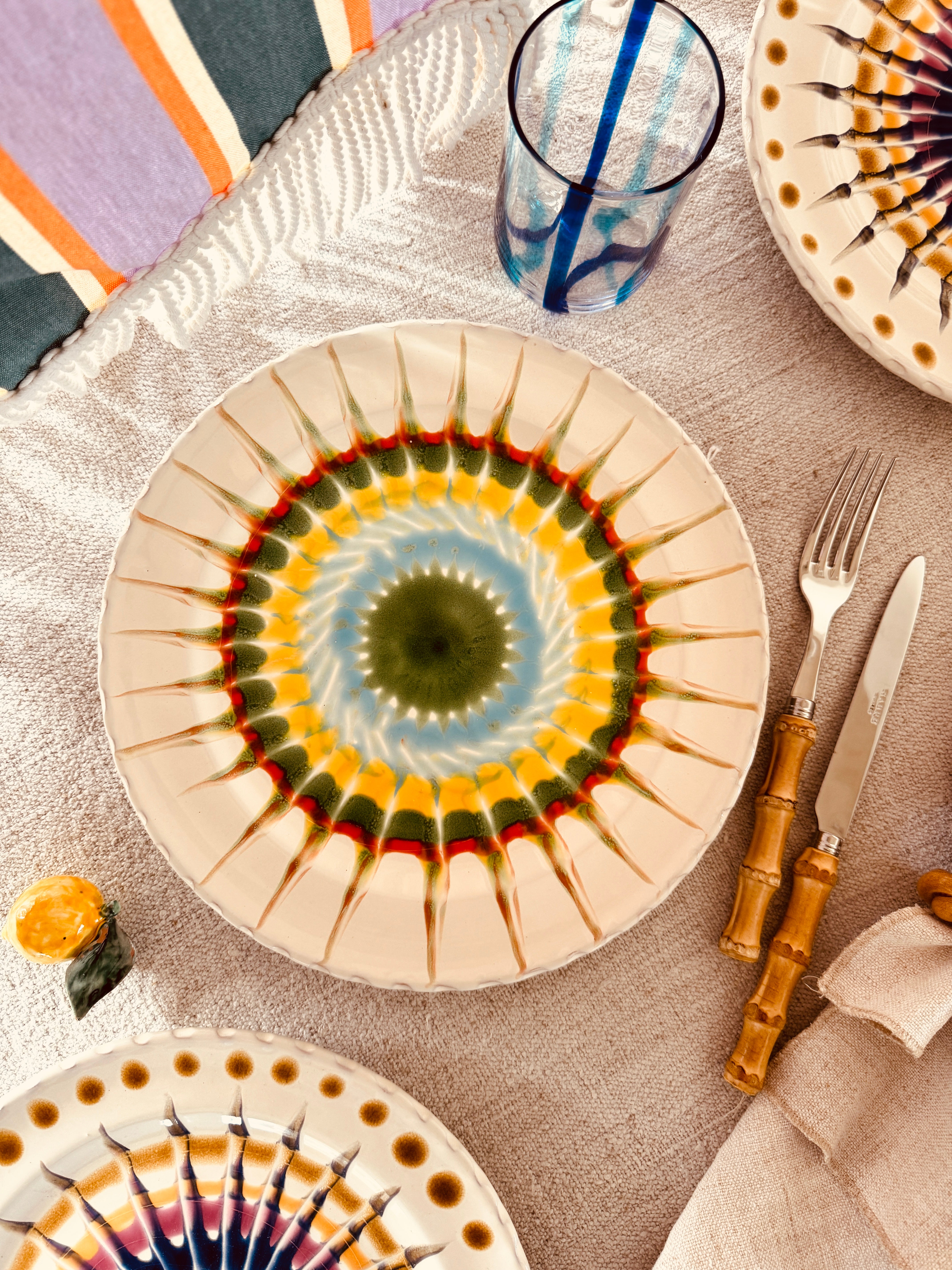 Psychodelic Speiseteller - 27cm "Grand Hotel Riviera 1963"