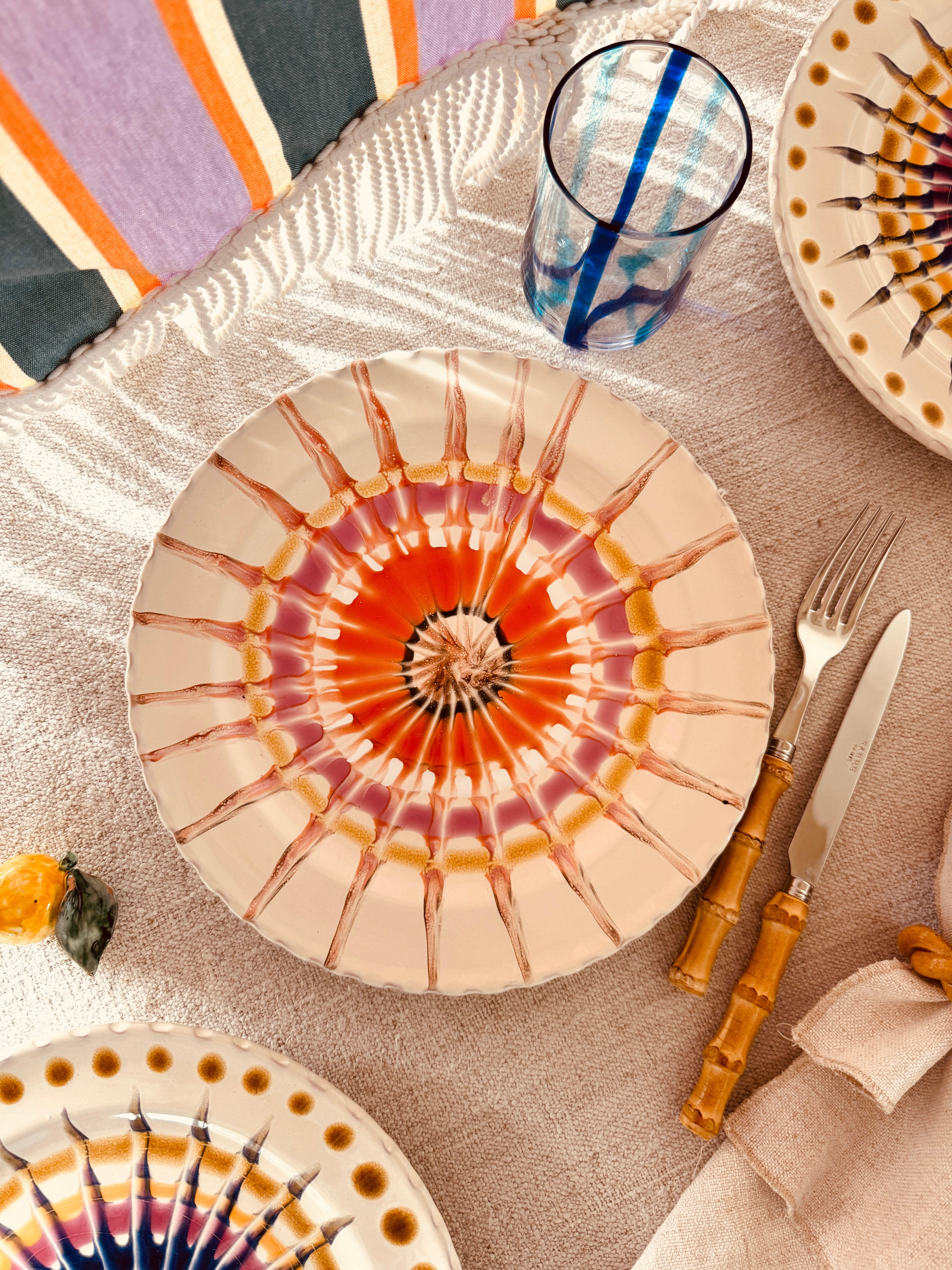 Psychodelic Speiseteller - 27cm "Grand Hotel Riviera 1969"