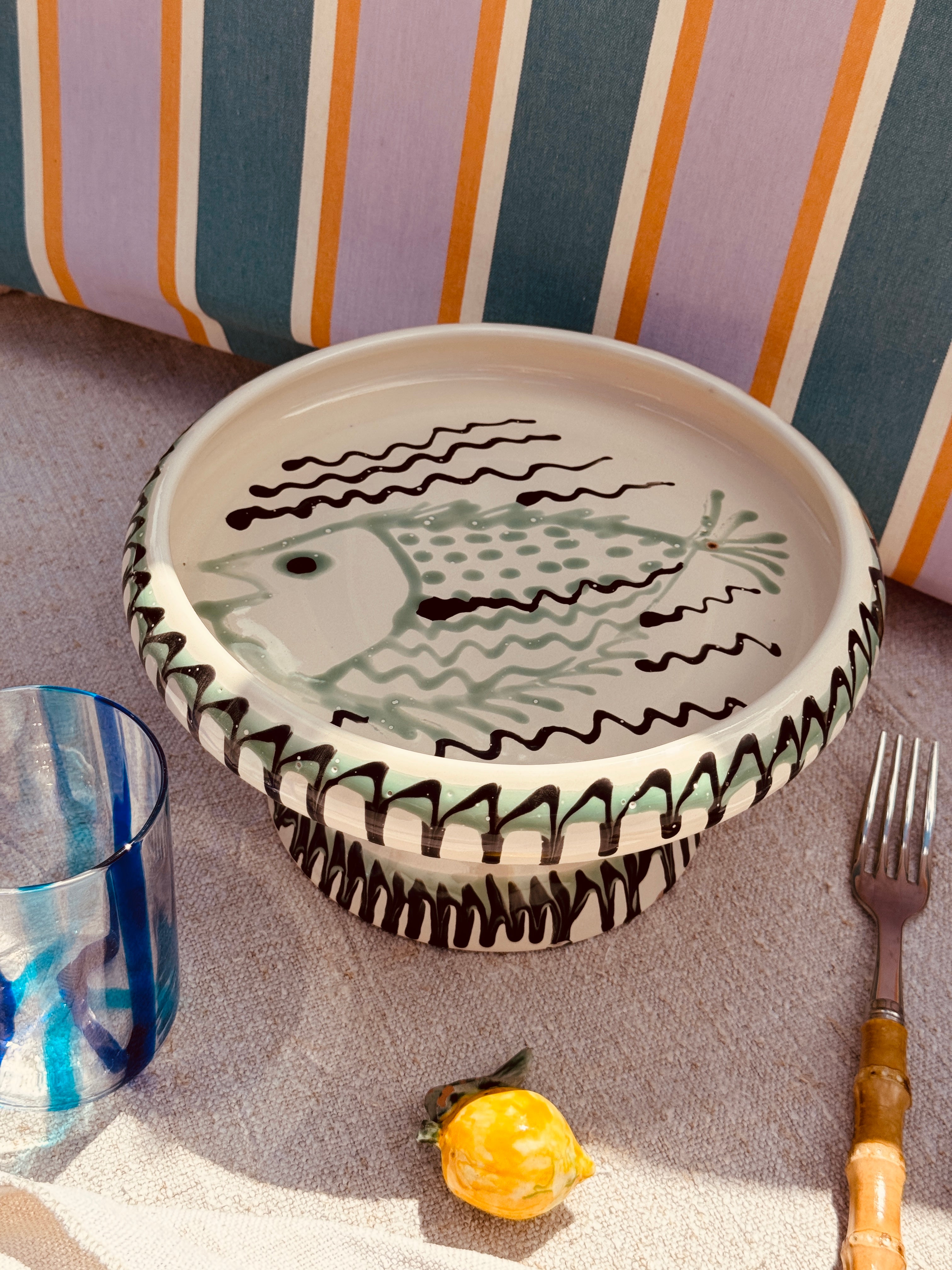 UNIQUE PIECE Psychodelic Frisbee High Plate - 25cm "Pesce di Bari"
