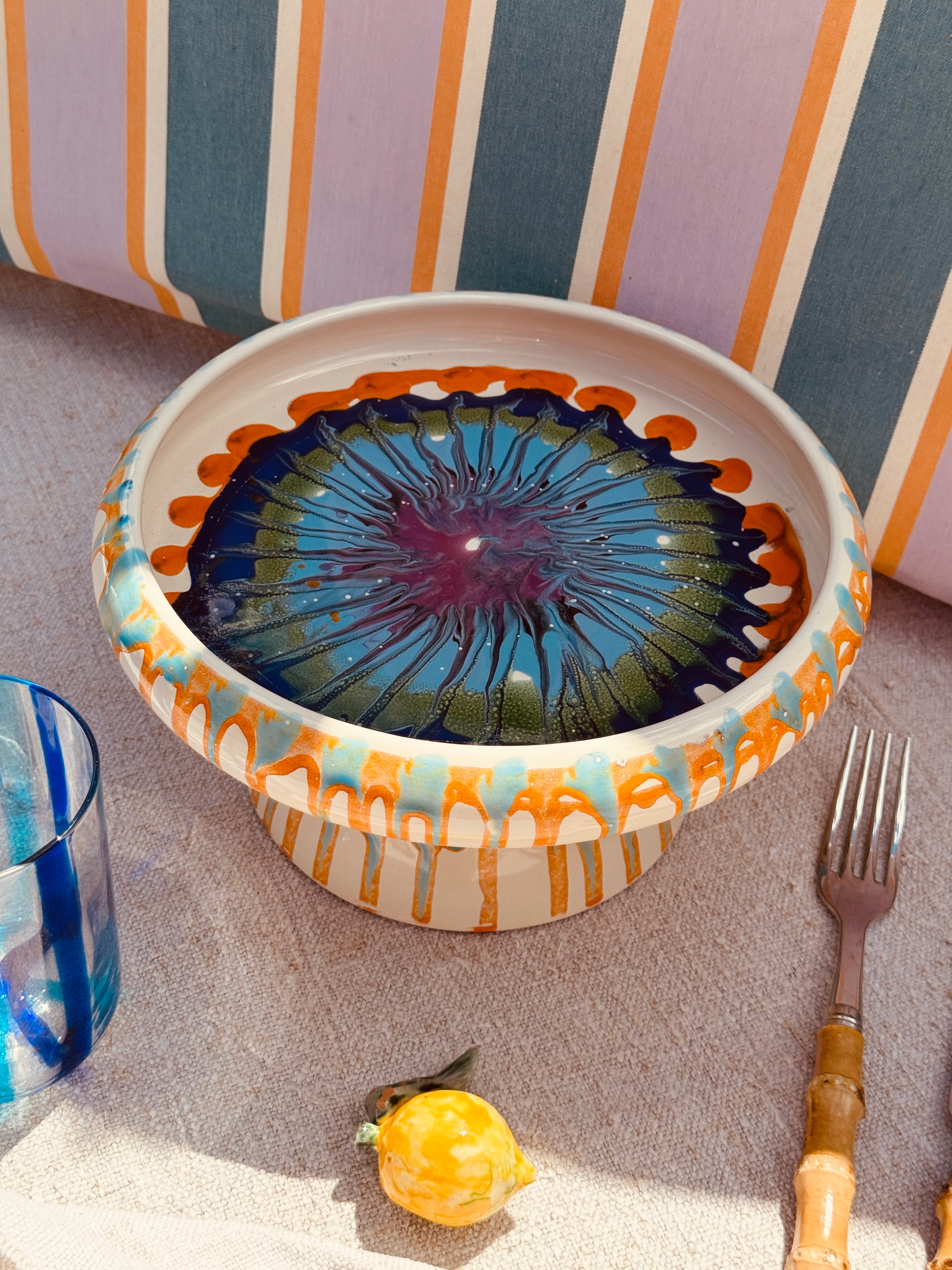 UNIQUE PIECE Psychodelic Frisbee High Plate - 25cm ONLY 1 X AVAILABLE