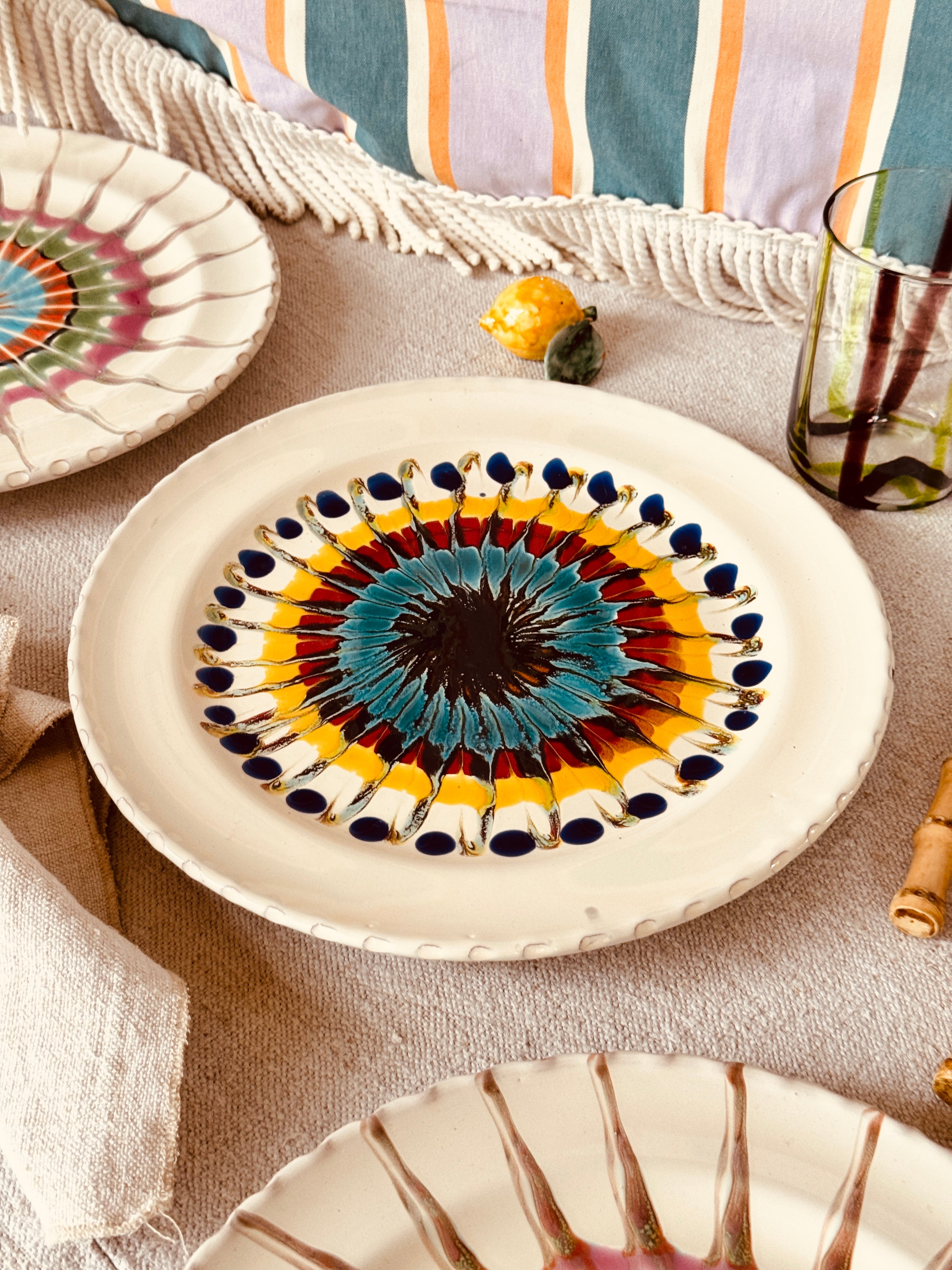 Psychodelic Speiseteller - 27cm "Unique Art Pieces by Studio Riviera"