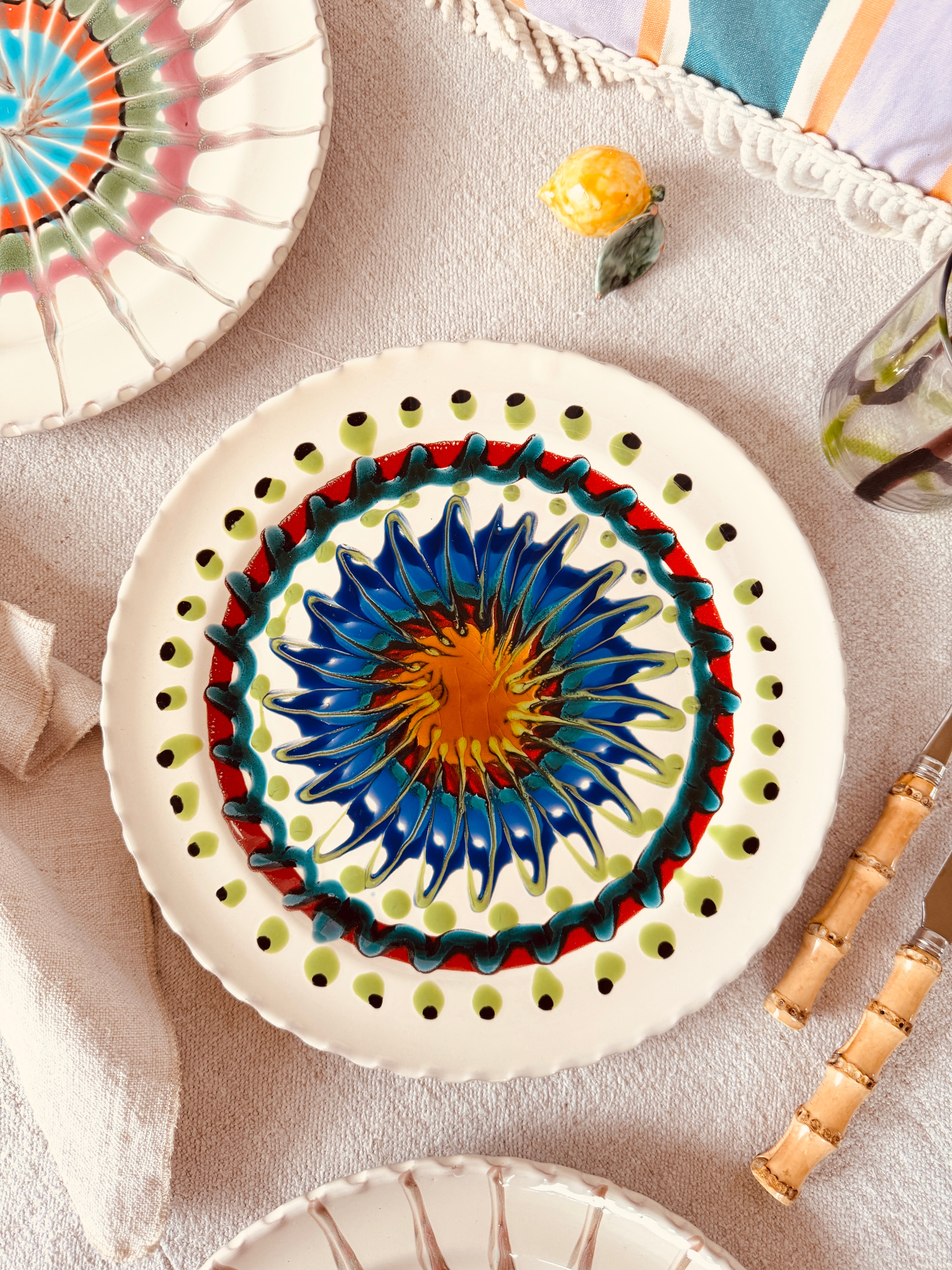 Psychodelic Speiseteller - 27cm "Unique Art Pieces by Studio Riviera"