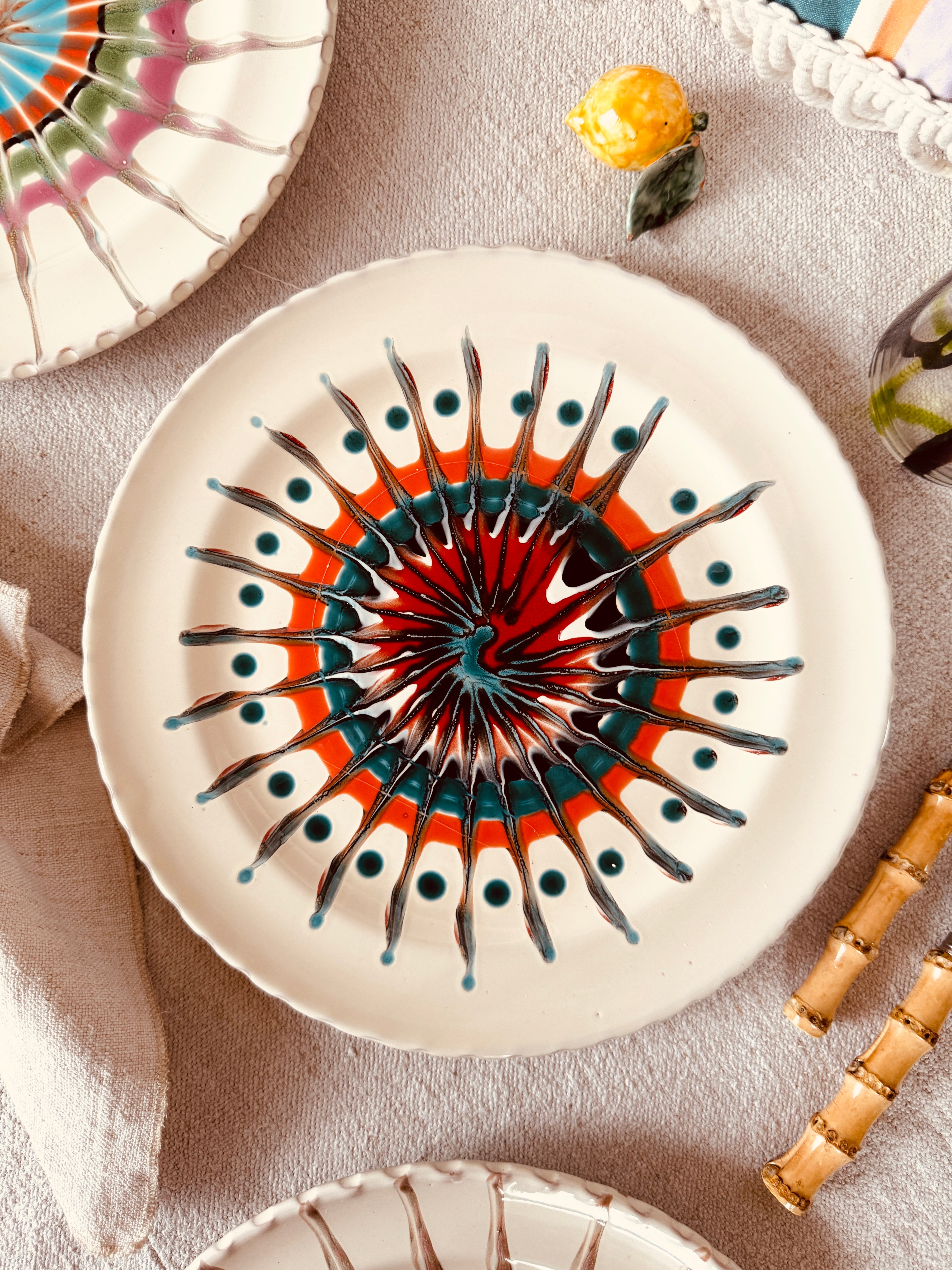 Psychodelic Speiseteller - 27cm "Unique Art Pieces by Studio Riviera"