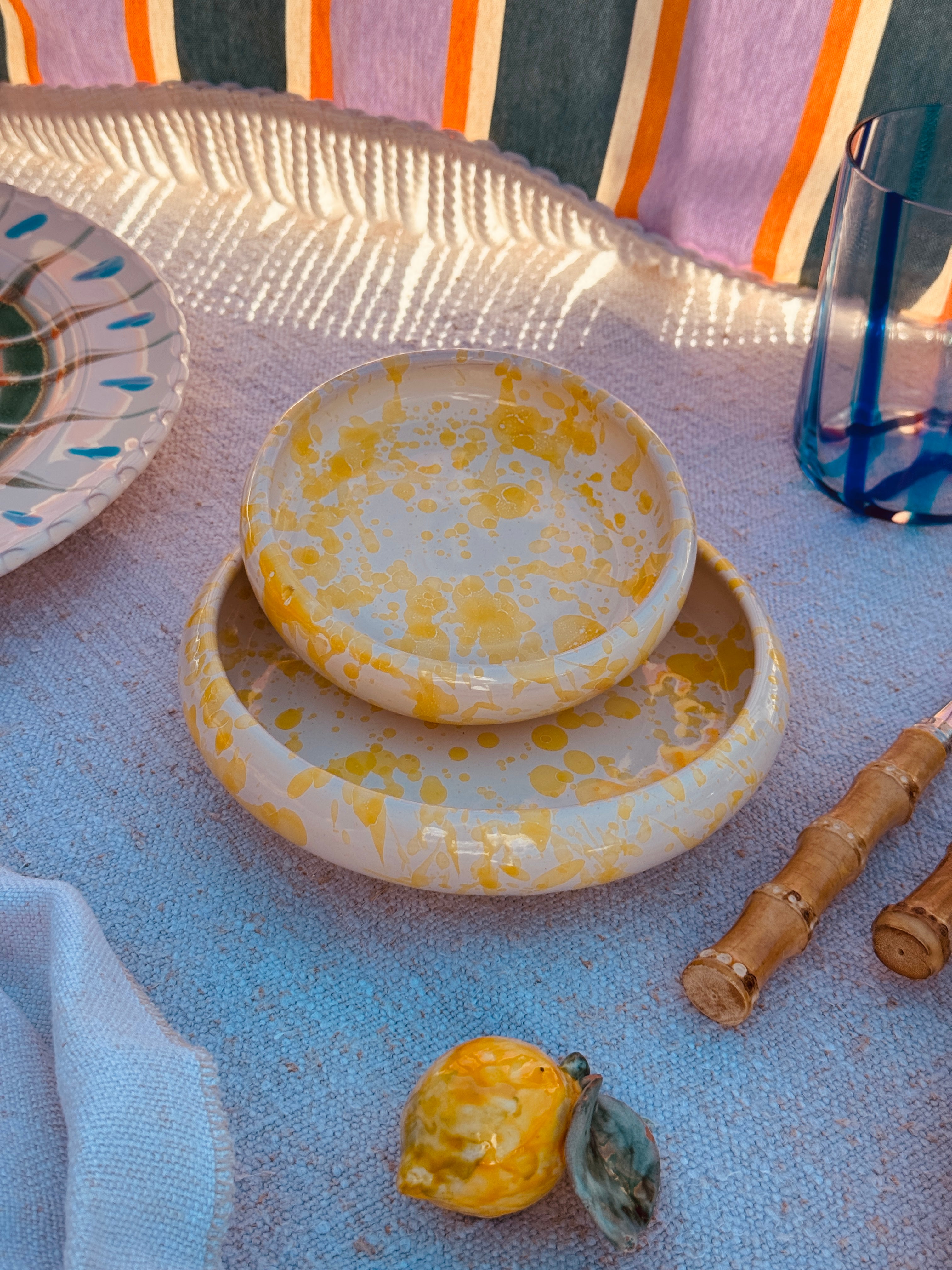 small & medium Frisbee Plate Schizzato "Limone" Set of 2