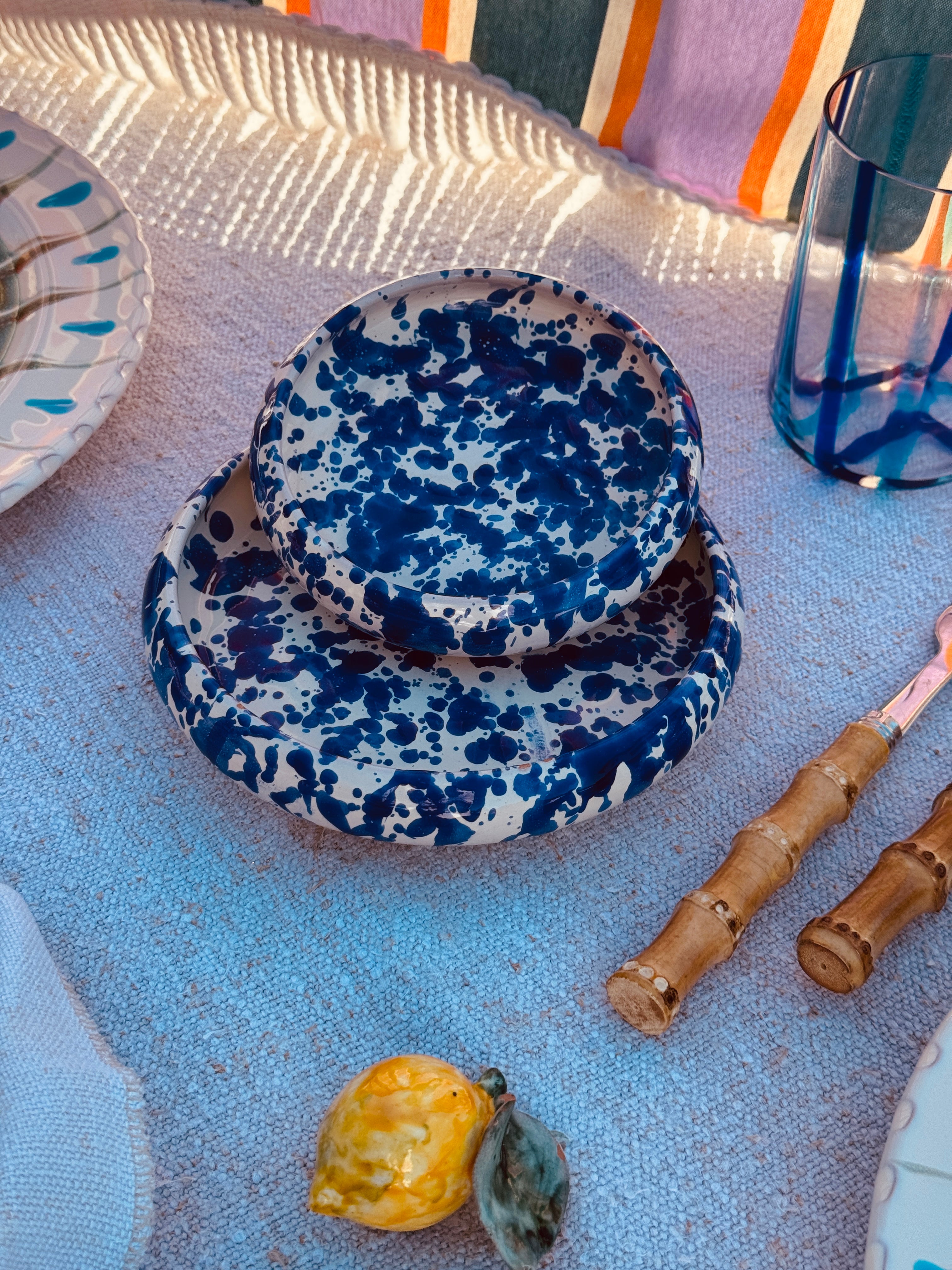 small & medium Frisbee Plate Schizzato "Blu" Set of 2