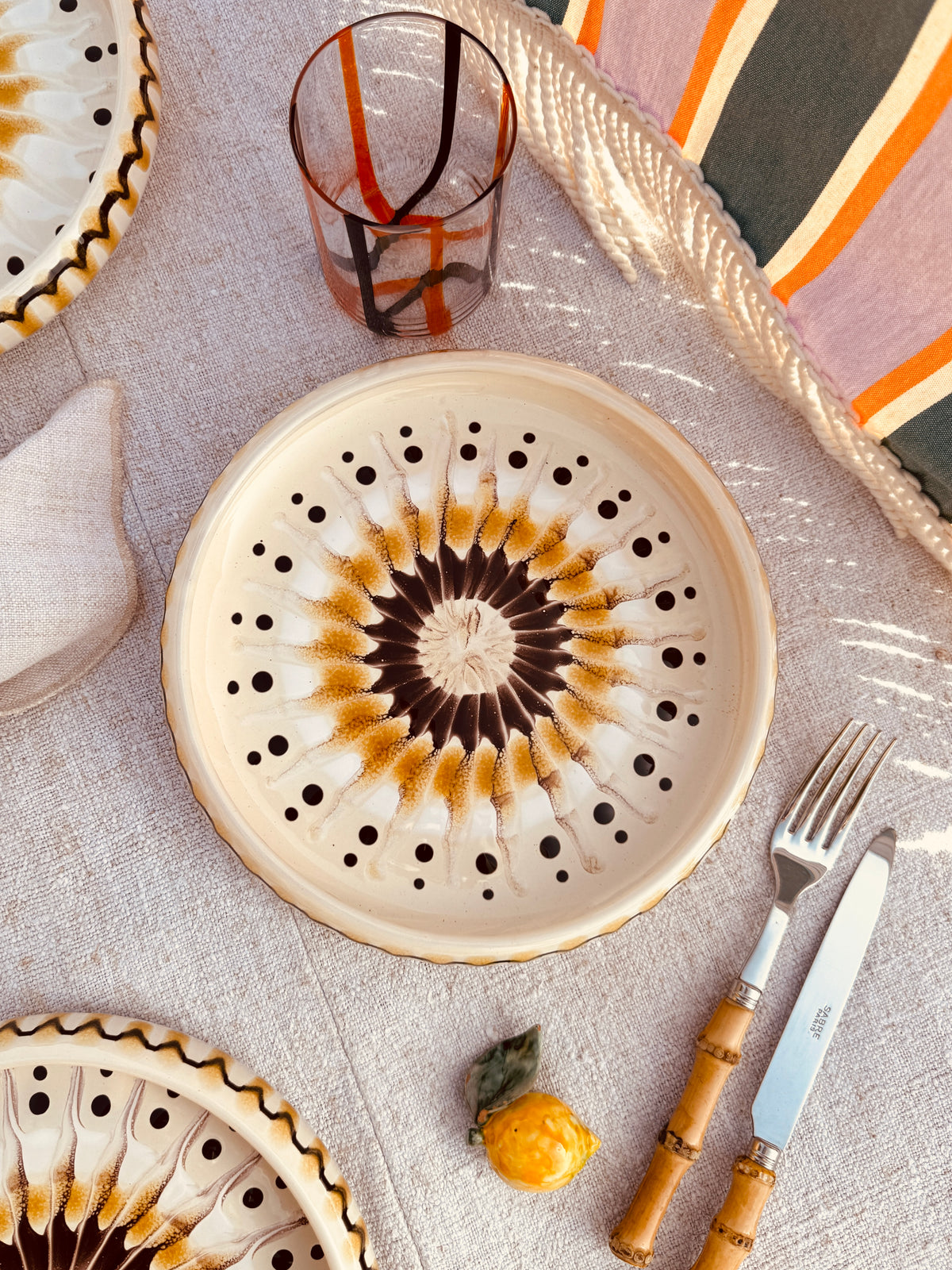 Italian Ceramic Pasta Plate 25cm | Handbemaltes Psychodelic Design