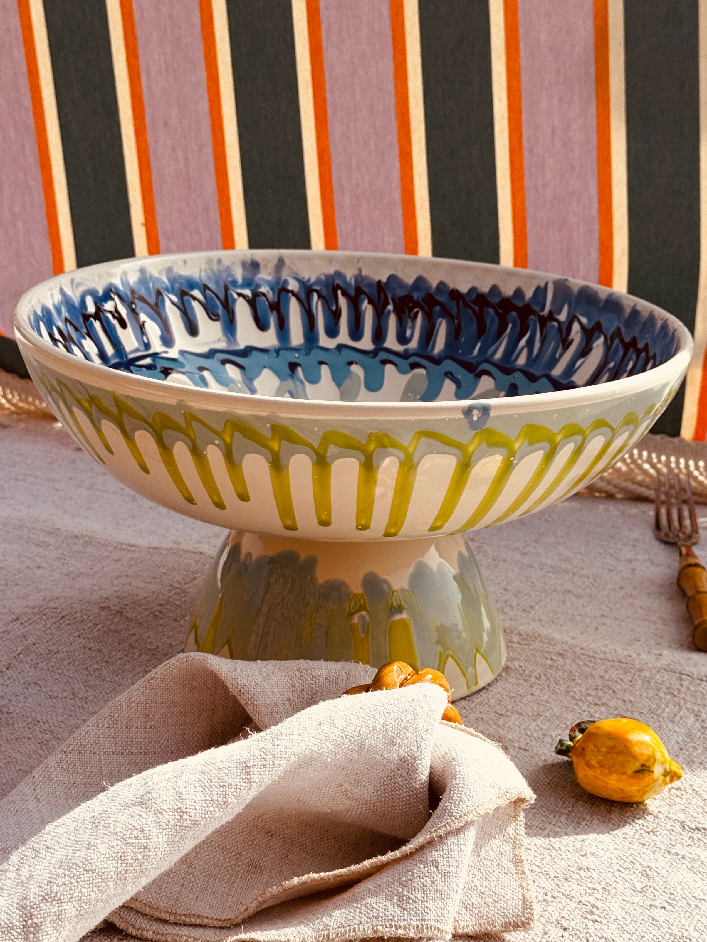 Handgefertigte Keramik Schale mit Fuß 30 cm | Italienisches Unikat