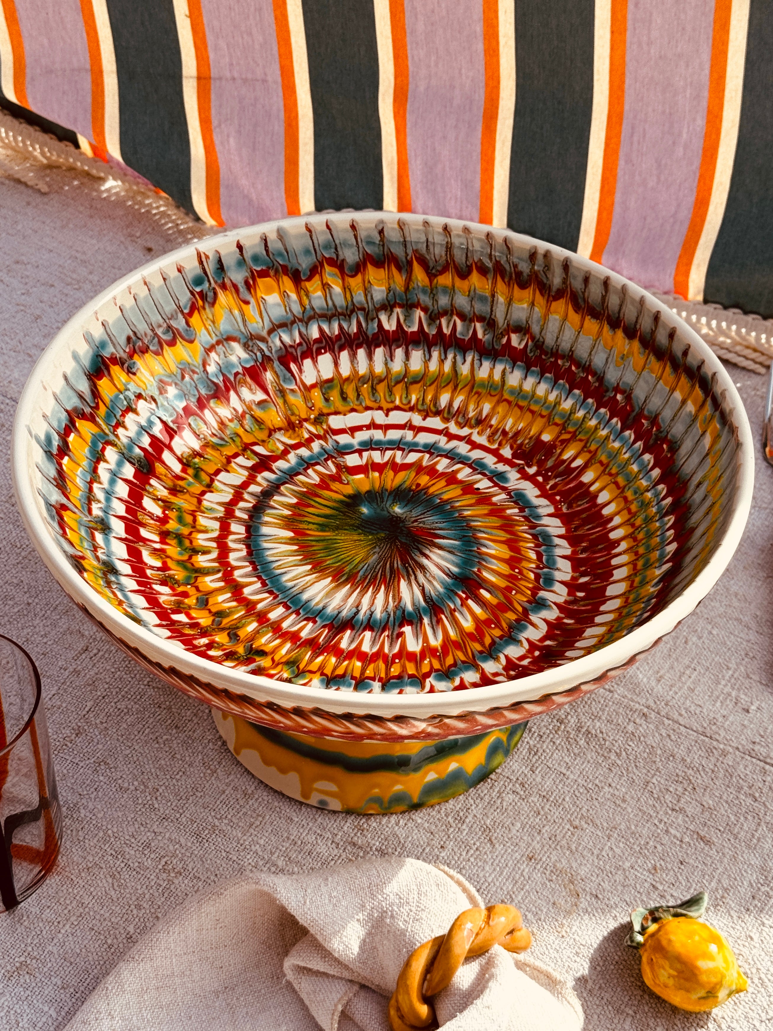 Handgefertigte Keramik Schale mit Fuß 30 cm | Italienisches Unikat