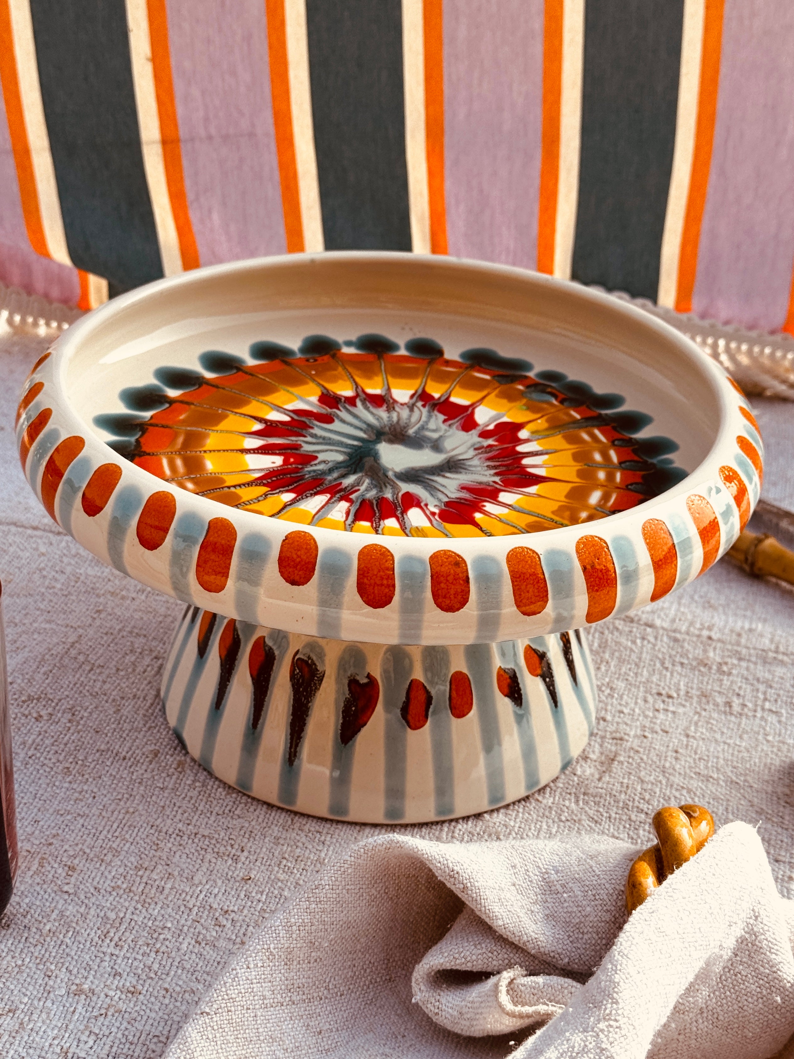 Riviera Präsentierteller mit Fuß 25 cm | Handgemachte Keramik aus Italien