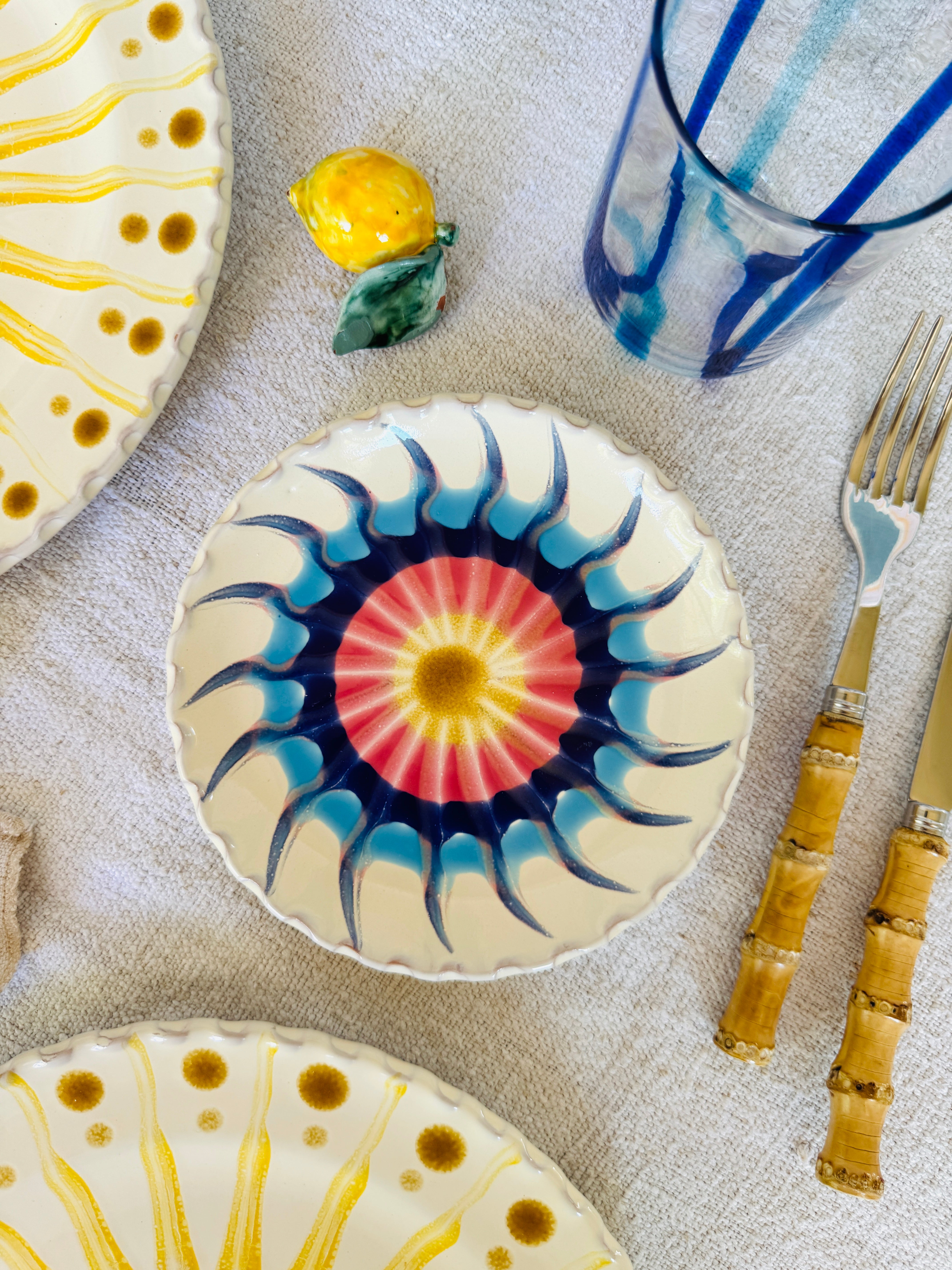 Handgefertigter kleiner Teller 16 cm | Dessert- & Brotteller 