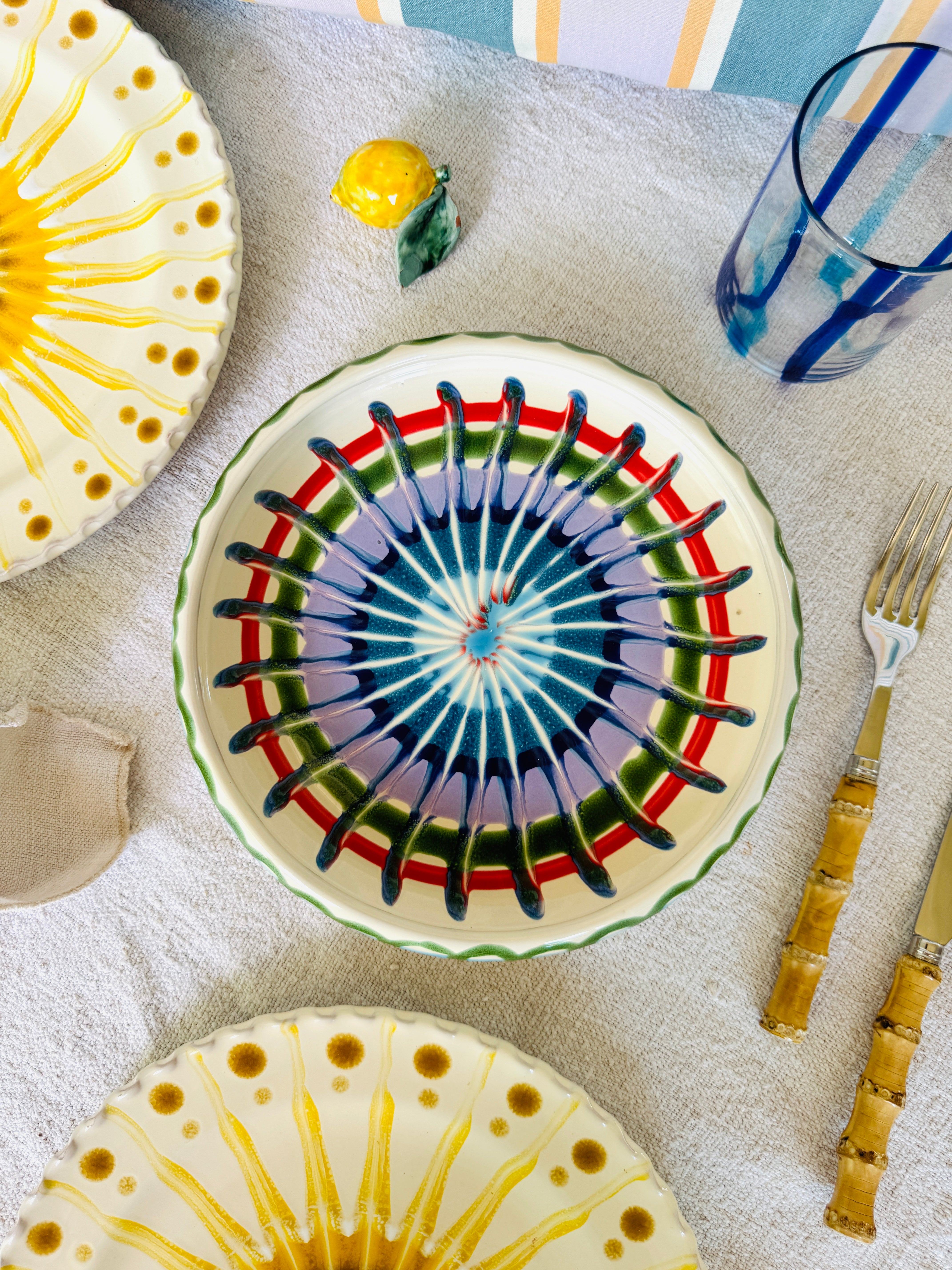 Italian Ceramic Pasta Plate 25cm | Handbemaltes Psychodelic Design 