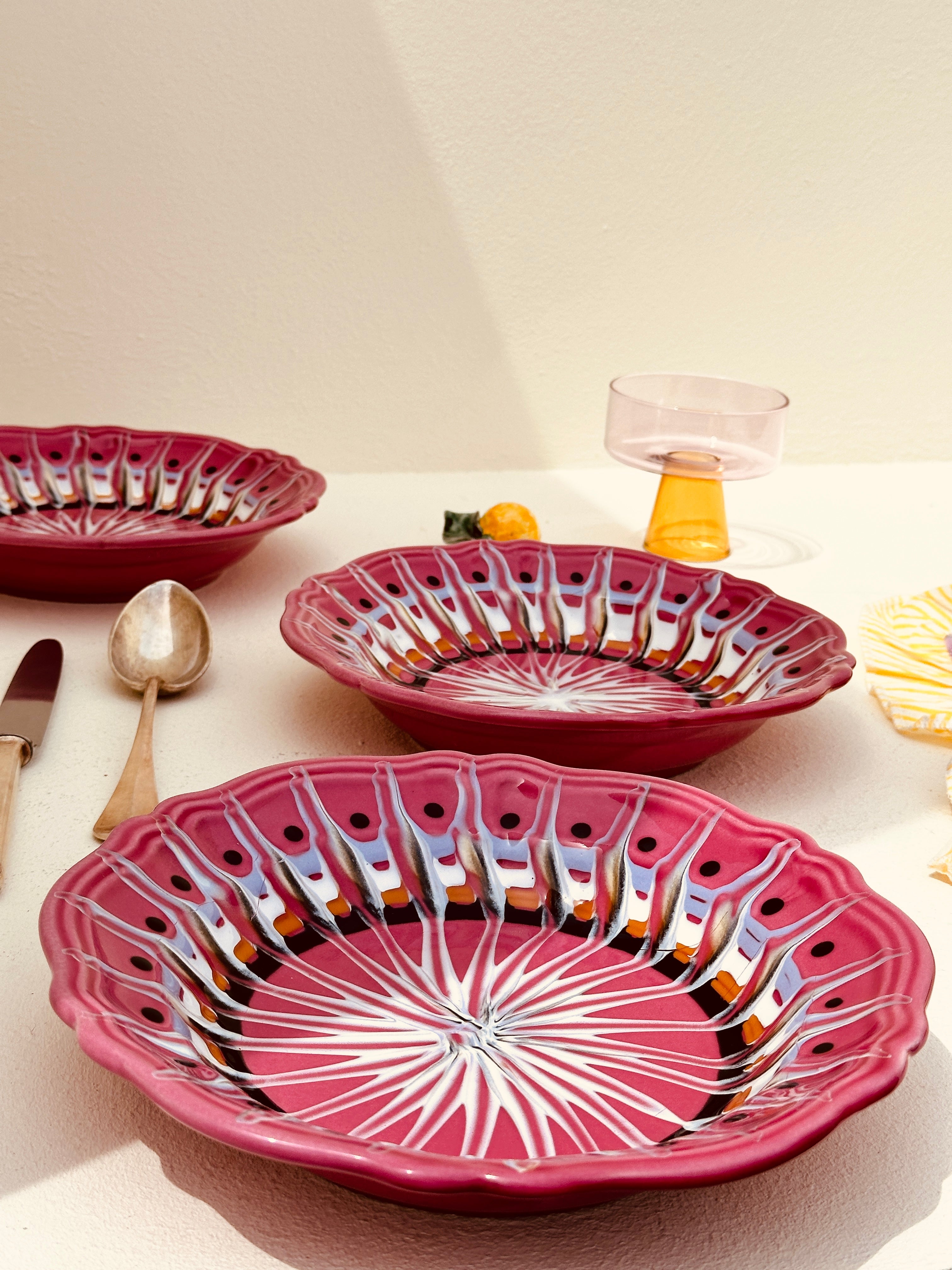 PINK Psychodelic Soup Plate Baccellato "Fuxia di Puglia" 25cm