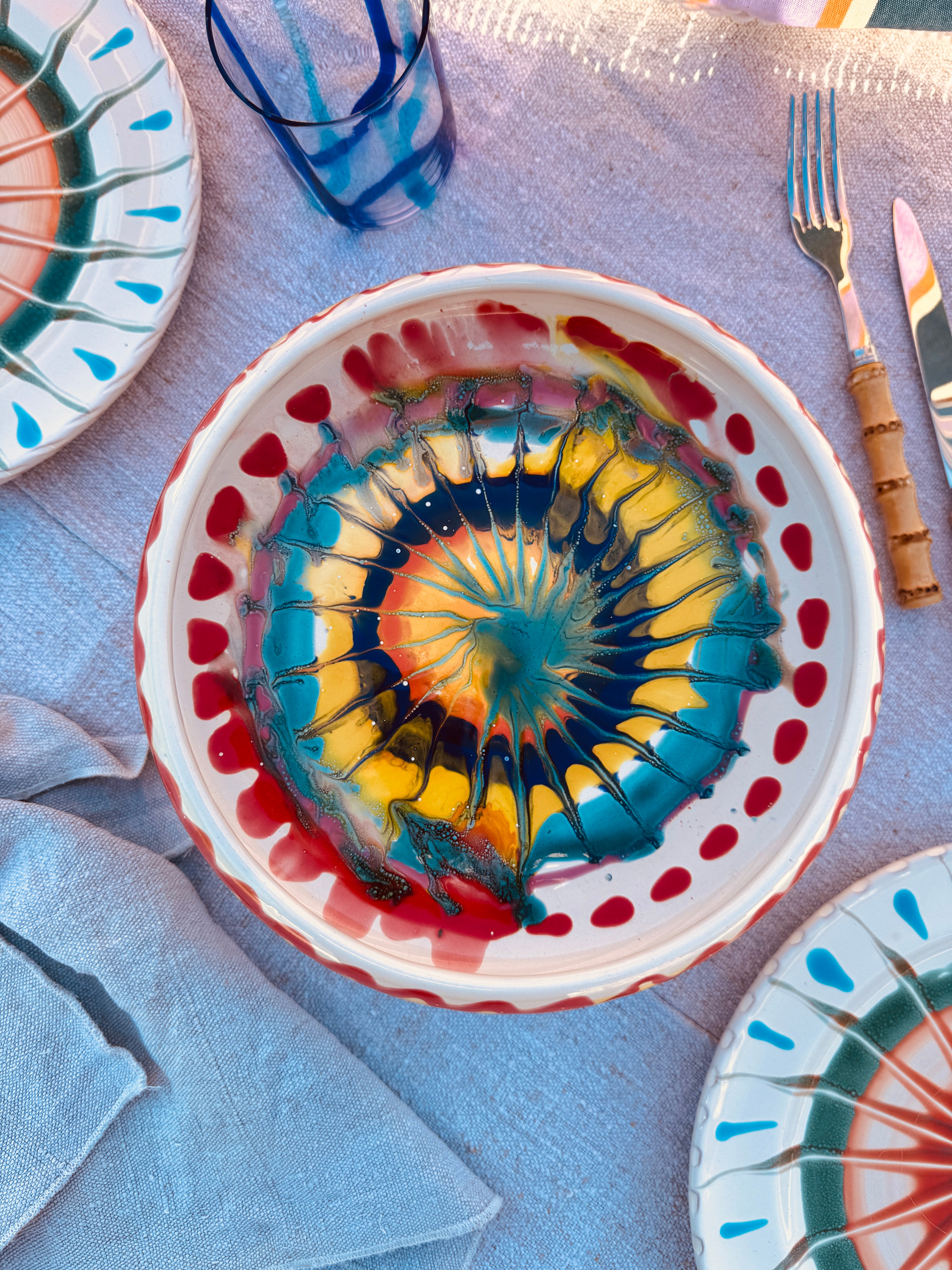 UNIQUE PIECE Psychodelic Frisbee High Plate - 25cm ONLY 1 X AVAILABLE