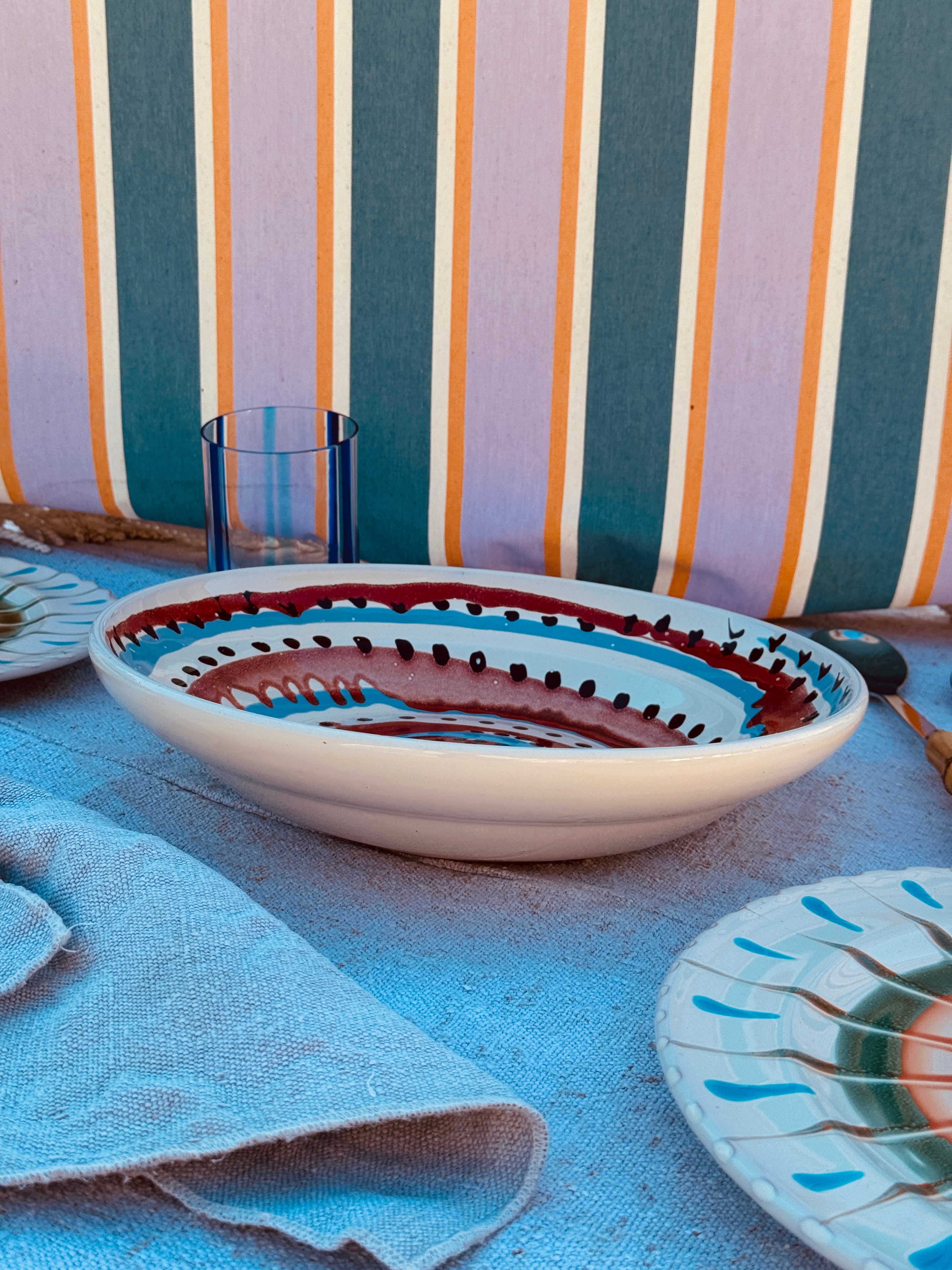 Flache Schale im "Psychodelic" Design – 29cm EINZELSTÜCK – NUR 1 X VERFÜGBAR!