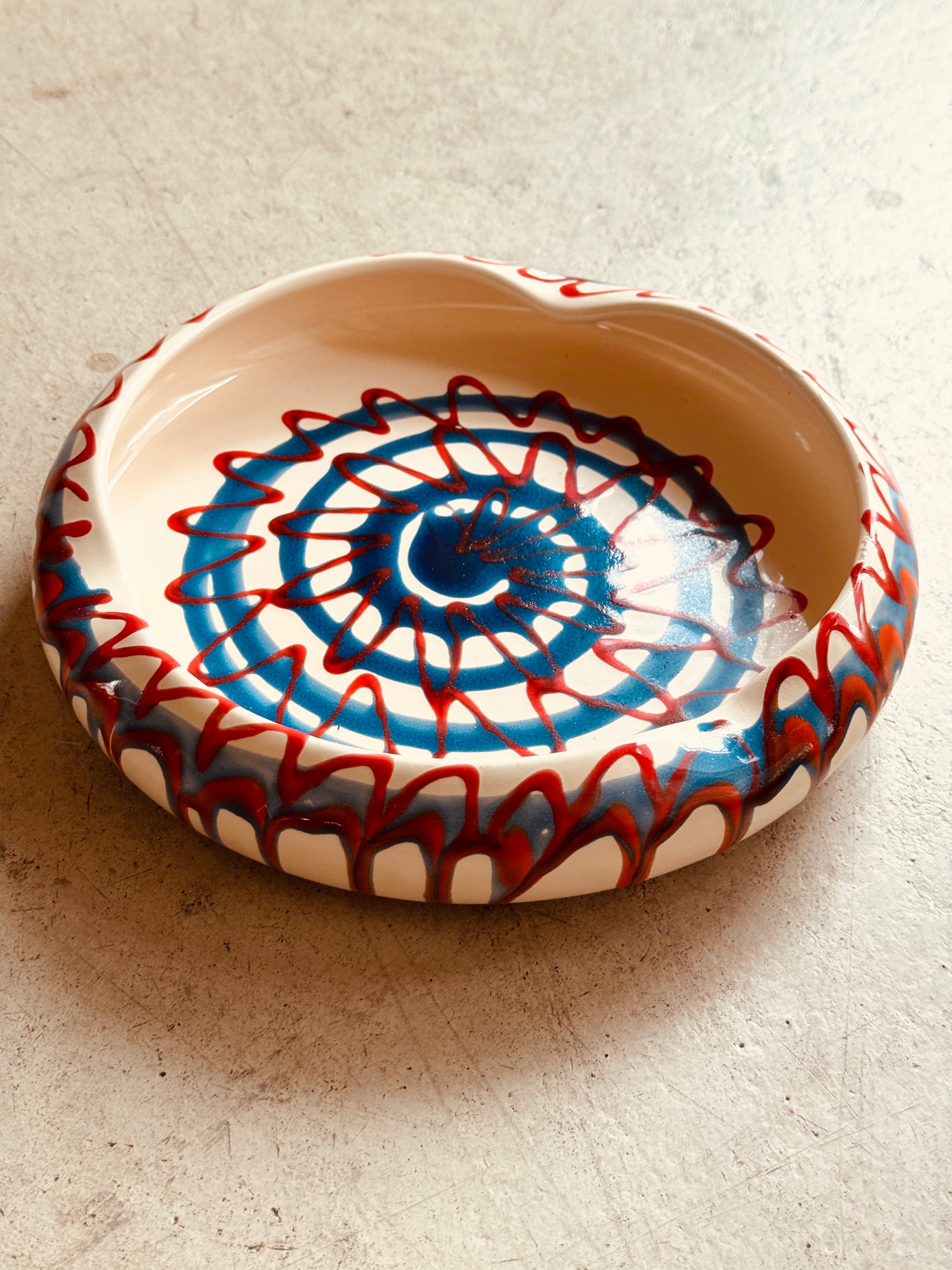 Psychodelic Frisbee Speiseteller Aschenbecher - 25cm "Lido Riviera 1954"